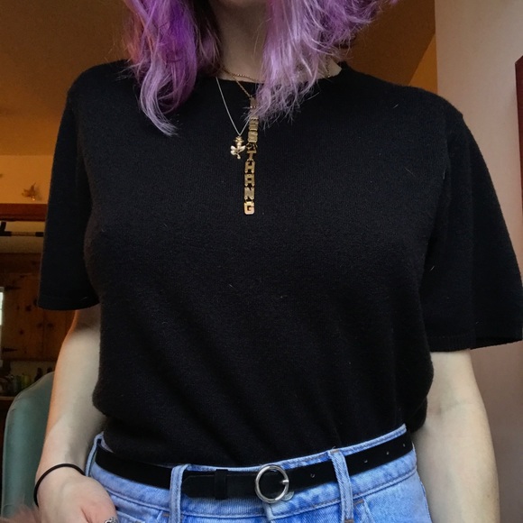 Tops - $6 SALE! 🖤sweater top🖤